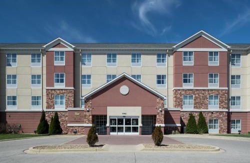Cedar Rapids Hotel | Homewood Suites by Hilton Cedar Rapids-North