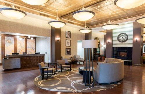 Wholesale District Hotel | Homewood Suites by Hilton Indianapolis Downtown
