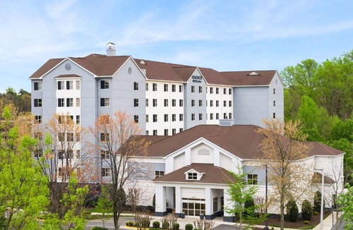 Bermuda Hotel | Homewood Suites by Hilton Chester