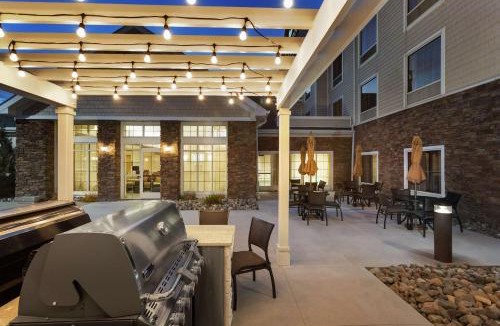 Fargo Hotel | Homewood Suites by Hilton Fargo
