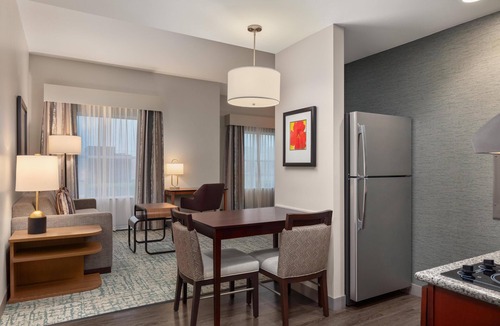 McNeil Hotel | Homewood Suites by Hilton TechRidge Parmer @ I-35