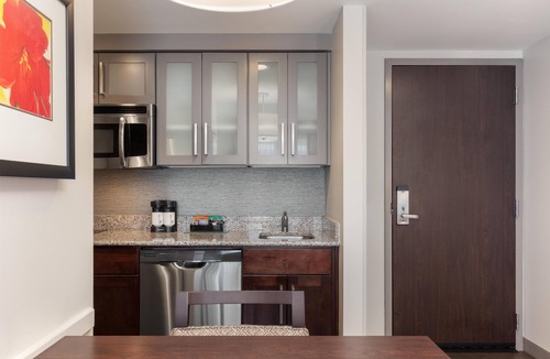 McNeil Hotel | Homewood Suites by Hilton TechRidge Parmer @ I-35