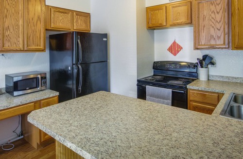 Central - Terry Apartment | Homey Billings Apartment w/ Deck & Grill!