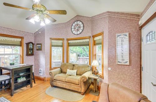 Libby Apartment | Homey Pet-Friendly Libby Cottage with Yard by Creek!