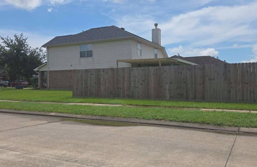 Texas City House | Hook, Line & Relax – Coastal TX Getaway