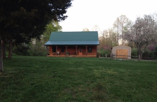 Helmsburg Cabin | Hoot Owl Cabin - Your home away from home!
