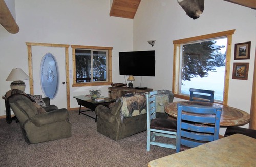 Island Park Hostel | Hostel ∙ 8 guests