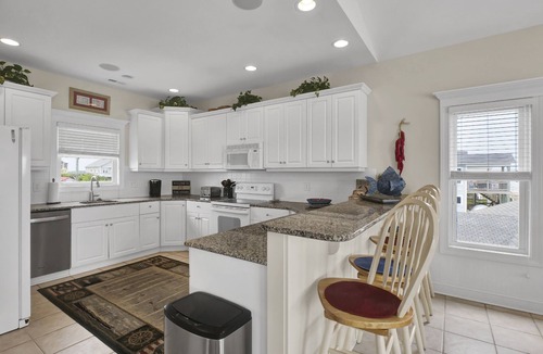Surf City House | Hot Tub, BeachFront, Private, Hammocks on the Beach