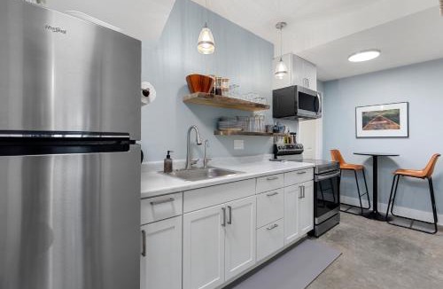 Missoula Apartment | Hot Tub Family Friendly Garden City Getaway