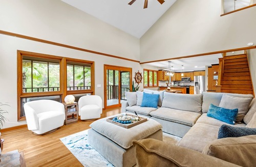 Mount Mourne House | Hot Tub, Gameroom, Outdoor Kitchen & Lakeside!