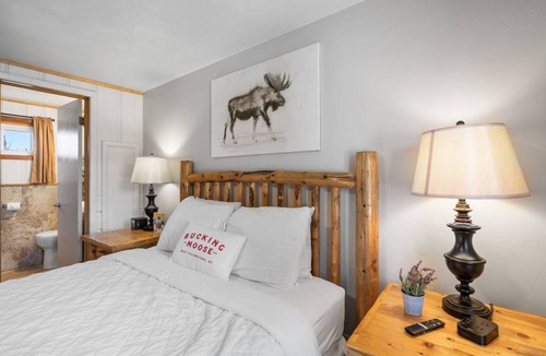 West Yellowstone Hotel | Hotel ∙ 1 bedroom ∙ 2 guests