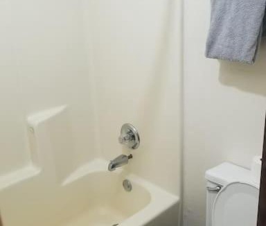 Stillwater Apartment | Hotel 2 Queen Beds Hotel Room 133-1