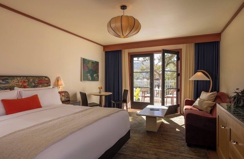 Greater Heights Hotel | Hotel Daphne