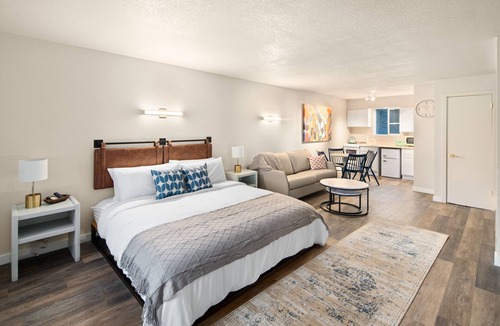 Pullman Hotel | Hotel McCoy - Art, Coffee, Beer, Wine
