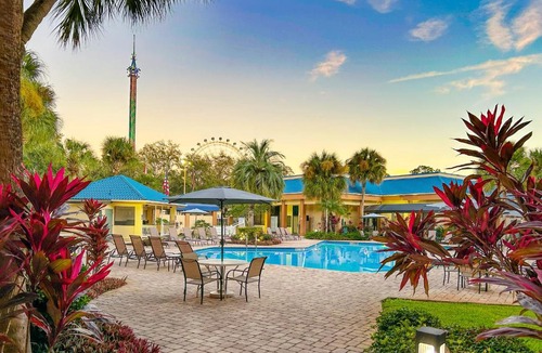 Florida Central Atlantic Coast Hotel | Hotel Monreale Express & Studios IDrive District