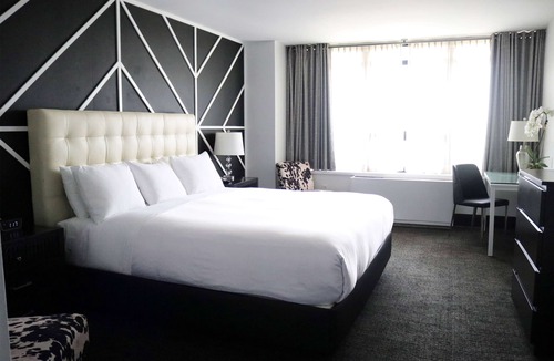 New Rochelle Hotel | Hotel NoMa, Trademark Collection by Wyndham