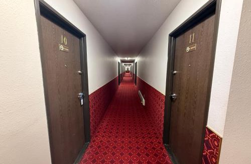 Culbertson Hotel | Hotel O The Kings Inn Culberston MT HWY 2