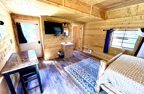 West Glacier House | House ∙ 1 bedroom ∙ 4 guests
