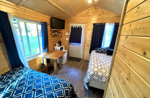 West Glacier House | House ∙ 1 bedroom ∙ 4 guests
