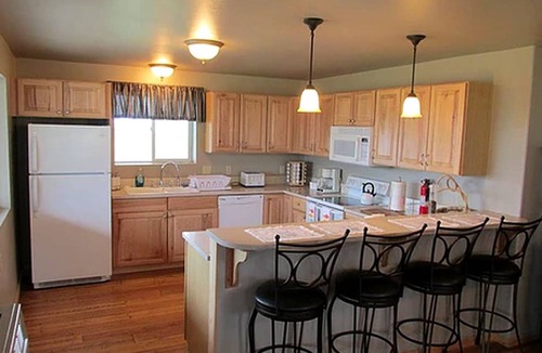 Cameron House | House ∙ 2 bedrooms ∙ 8 guests
