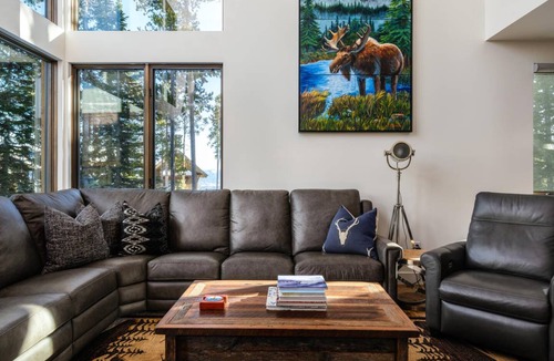 Big Sky House | House ∙ 3 bedrooms ∙ 6 guests