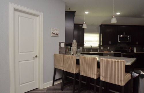 Atascocita House | House 3 years old, Close to mall, Restaurants, IAH