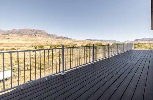 Wapiti House | House ∙ 4 bedrooms ∙ 10 guests