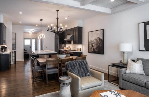 Big Sky House | House ∙ 4 bedrooms ∙ 10 guests