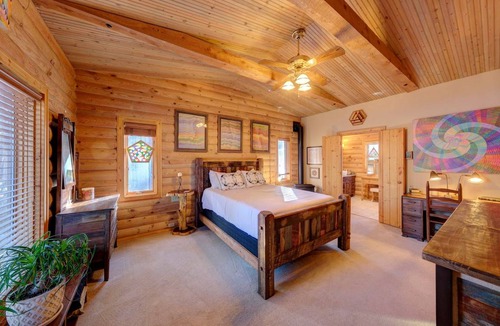 Saddlestring House | House ∙ 4 bedrooms ∙ 6 guests
