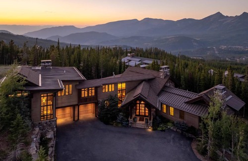 Big Sky House | House ∙ 6 bedrooms ∙ 20 guests