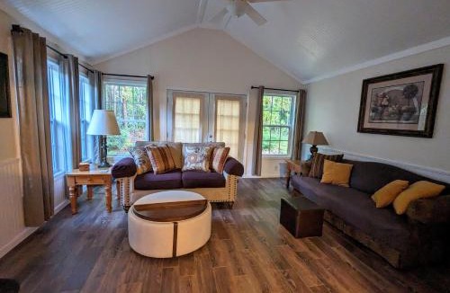 Surfside Beach House | HOUSE-Pools-15 Mins to Beach-Central Location Mid-Strand