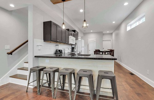 West Columbus House | Housepitality - The Urban Roost 2