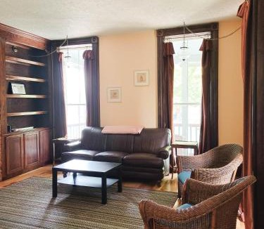 Northside House | Huge 2 Bedroom House in the Heart of Northside!