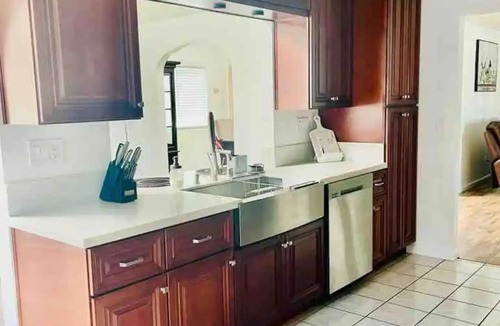 Nestor House | Huge 5 Bedroom San Diego Home! Near Imperial Beach