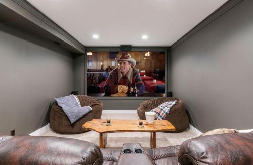 Driggs House | Huge Chalet Theater Hot Tub Gym