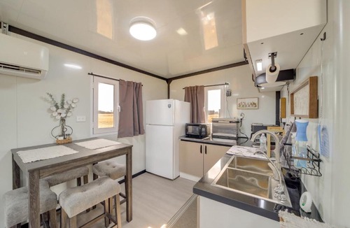 Nowata House | Hunt, Fish & Explore! Tiny Home Near Oologah WMA