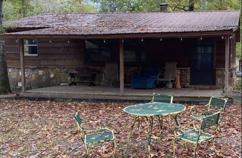 Octavia Cabin | Hunter/fisherman cabin close to boat ramp and National Forest