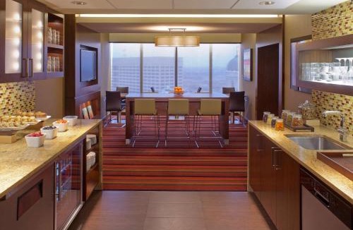 Wholesale District Hotel | Hyatt Regency Indianapolis at State Capitol