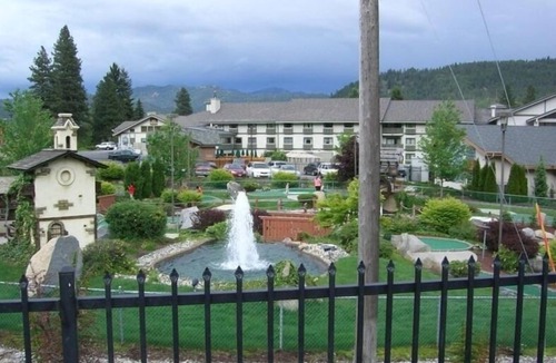 Downtown Leavenworth Condo | Icicle Village Resort, Luxury Queen Suite Condo. Just 1/2 mile from down town