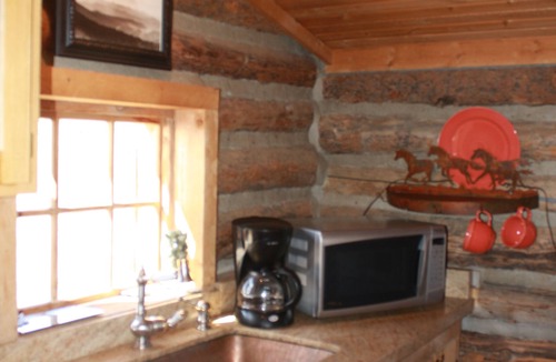 Clark Cabin | Iconic Log Cabin At The Yellowstone River Ranch