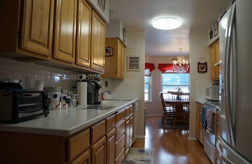 Harrison House | Idaho Lake Retreat - Home on Lake Coeur d' Alene!