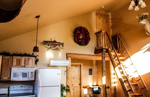 Stites Cabin | Idaho Sportsman Lodge - Great Fishing And Hunting Motel In Stites, Idaho!