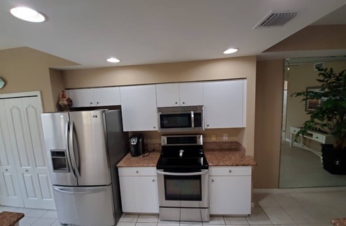 Stoneybrook Condo | Immaculate 2 Bedroom Condo In Gated Golf Community With First Class Amenities