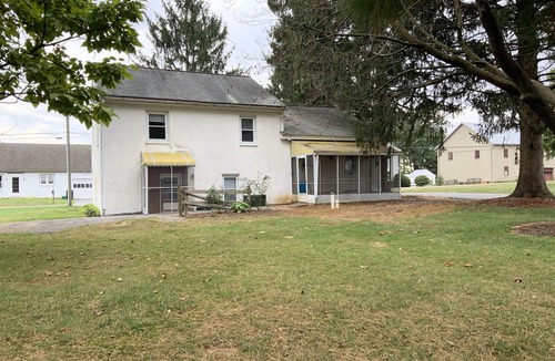 Witmer House | In the heart of Lancaster Co Amish Country, very near Sight & Sound