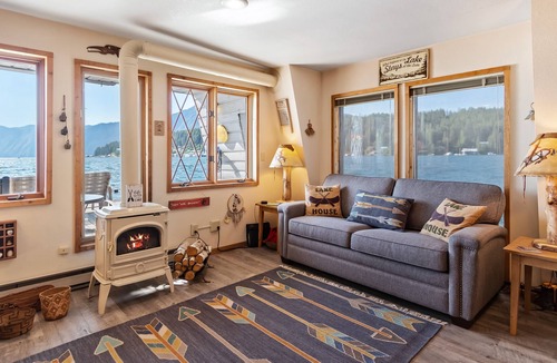 Bayview House | Incredible lakefront floating home with mountain views, balcony, & gas fireplace