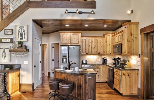 Chalet Village North Cabin | INCREDIBLE Mountain View Cabin! Huge Game Room! Theater! Fire Pit! 2 car garage!
