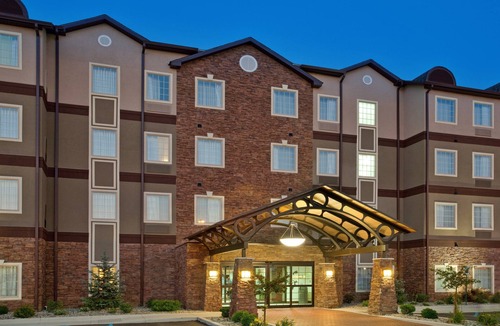 Simonton Lake Apartment | Indoor Pool + Free Wi-Fi, Free Breakfast | Only 20 Minutes from the University of Notre Dame
