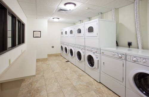 Great Falls Condo | Indoor Pool & Hot Tub. Free Breakfast. Walk Along Missouri River.
