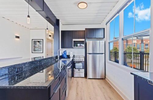 Babe Denny House | Indy Stadium Villa 711 T