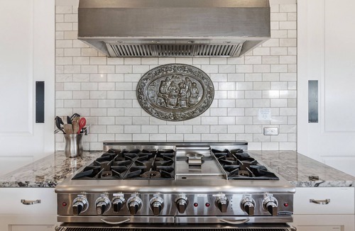 Canyon Lake House | Infinity Edge - Luxury Lake View, Heated Infinity Pool & Chef Kitchen